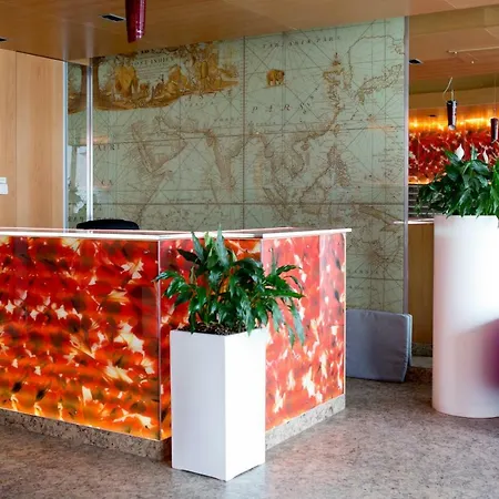 Red Ocean Apartament *